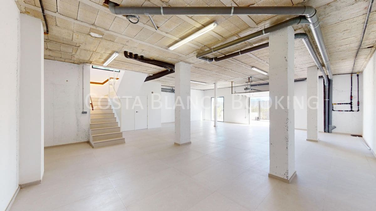 3 bedroom Villa for sale in Polop with garage - € 740,000 (Ref: 8996961)