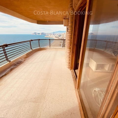 3 soveværelse Lejlighed til salg i Levante, Benidorm med garage - € 530.000 (Ref: 9001883)