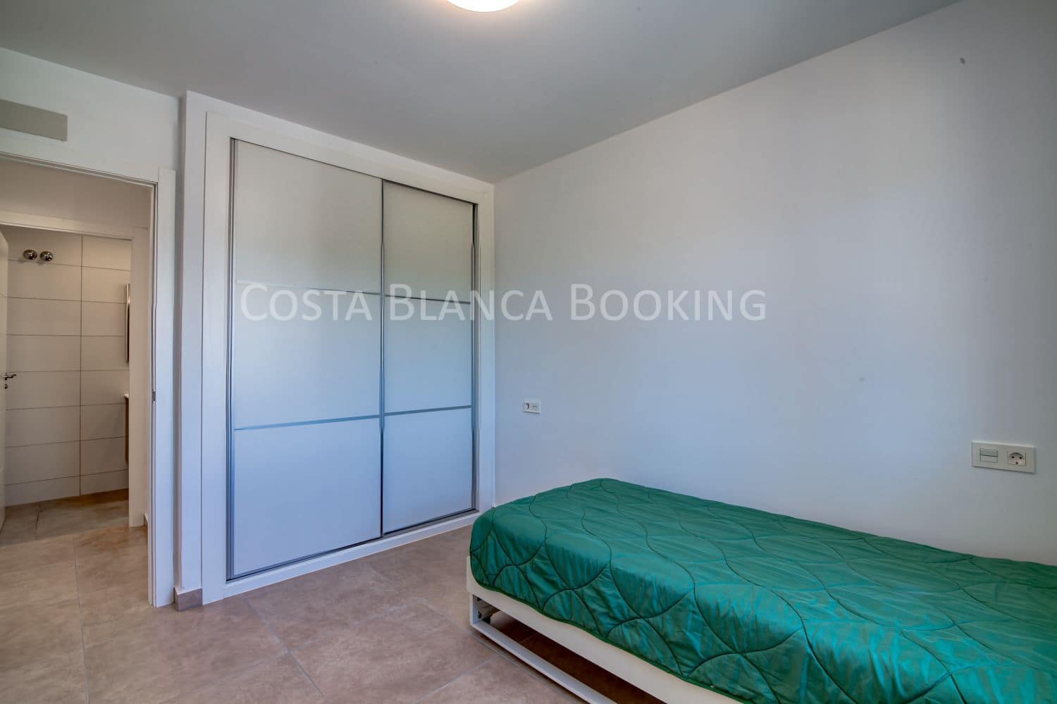 5 bedroom Villa for sale in Albir - € 1,150,000 (Ref: 9001898)