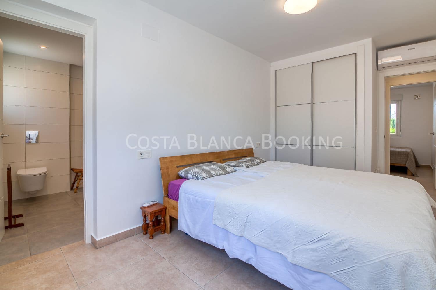 5 bedroom Villa for sale in Albir - € 1,150,000 (Ref: 9001898)