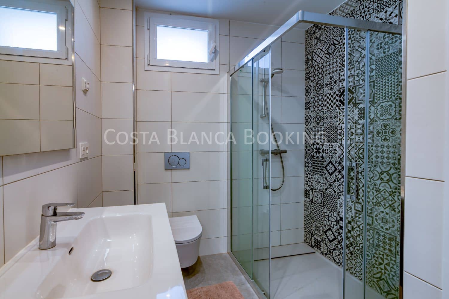 5 bedroom Villa for sale in Albir - € 1,150,000 (Ref: 9001898)