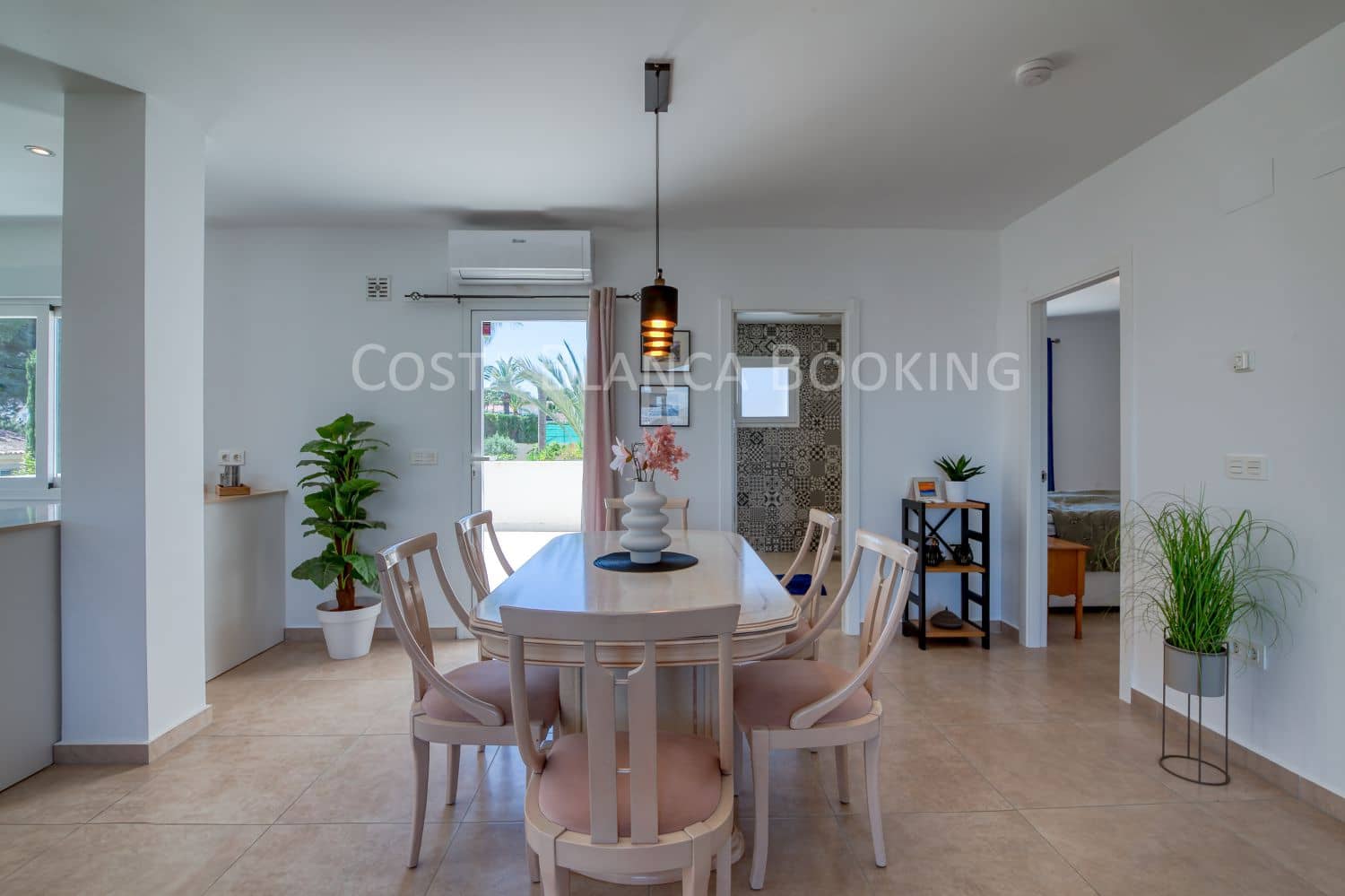 5 bedroom Villa for sale in Albir - € 1,150,000 (Ref: 9001898)