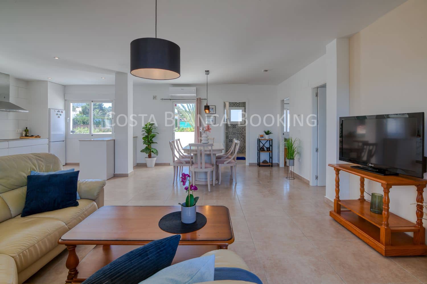 5 bedroom Villa for sale in Albir - € 1,150,000 (Ref: 9001898)