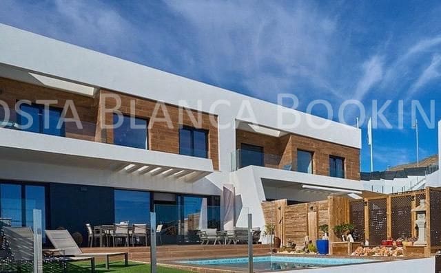 3 bedroom Villa for sale in Finestrat - € 585,000 (Ref: 9001908)