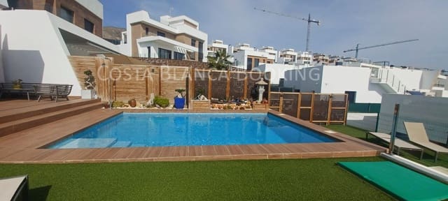 3 bedroom Villa for sale in Finestrat - € 585,000 (Ref: 9001908)