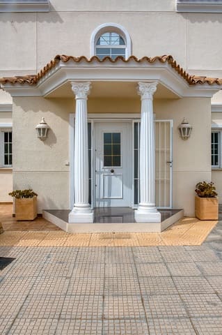 Chalet de 4 habitaciones en Alfaz del Pi / L'Alfàs del Pi en venta con garaje - 1.200.000 € (Ref: 9001910)