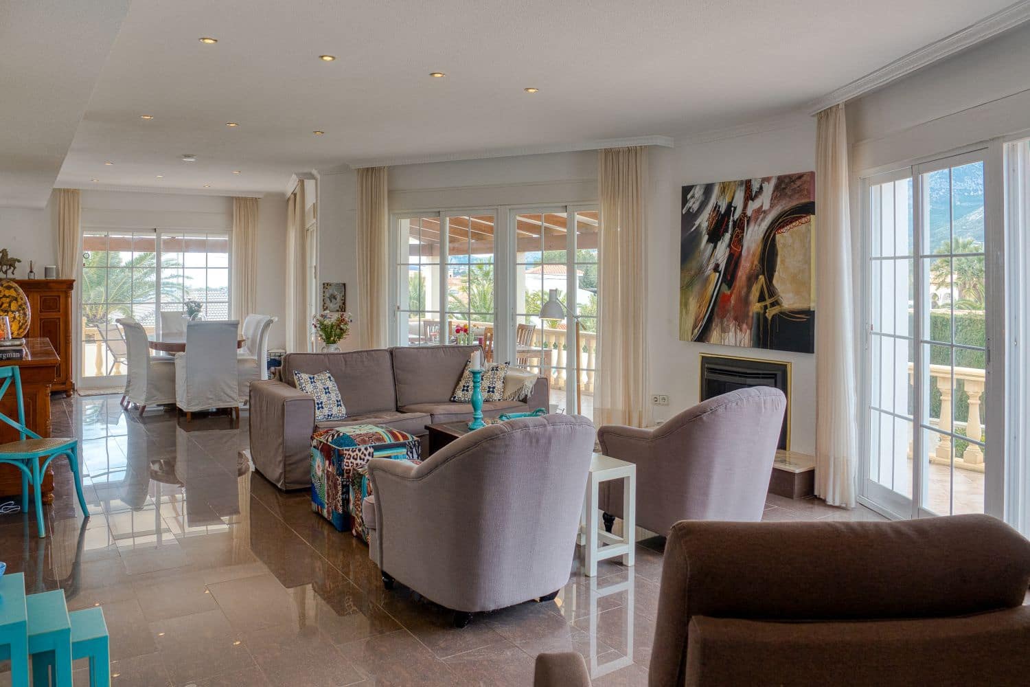 4 bedroom Villa for sale in Alfaz del Pi / L'Alfas del Pi with garage - € 1,200,000 (Ref: 9001910)