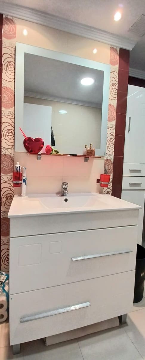 3 bedroom Villa for sale in La Nucia with garage - € 320,000 (Ref: 9018697)