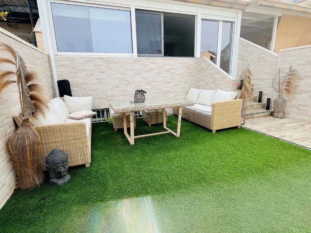 3 bedroom Villa for sale in La Nucia with garage - € 320,000 (Ref: 9018697)