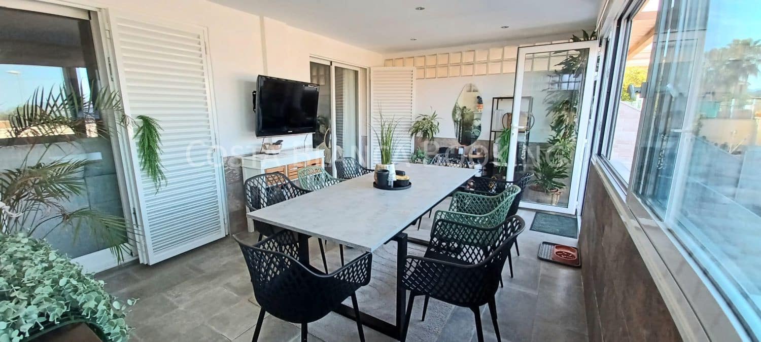 3 bedroom Villa for sale in La Nucia with garage - € 320,000 (Ref: 9018697)