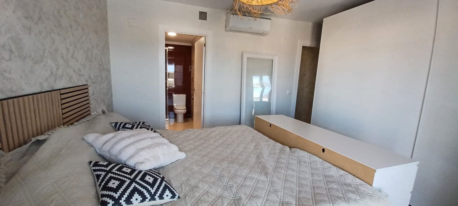 3 bedroom Villa for sale in La Nucia with garage - € 320,000 (Ref: 9018697)