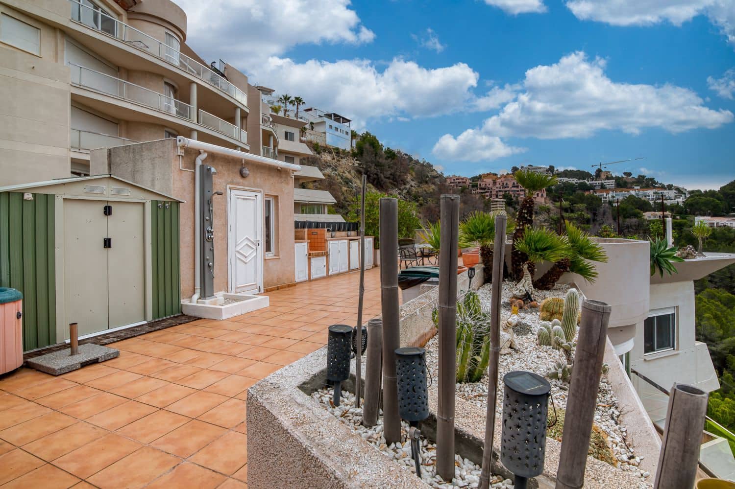 2 slaapkamer Penthouse te koop in Altea met garage - € 550.000 (Ref: 9040431)