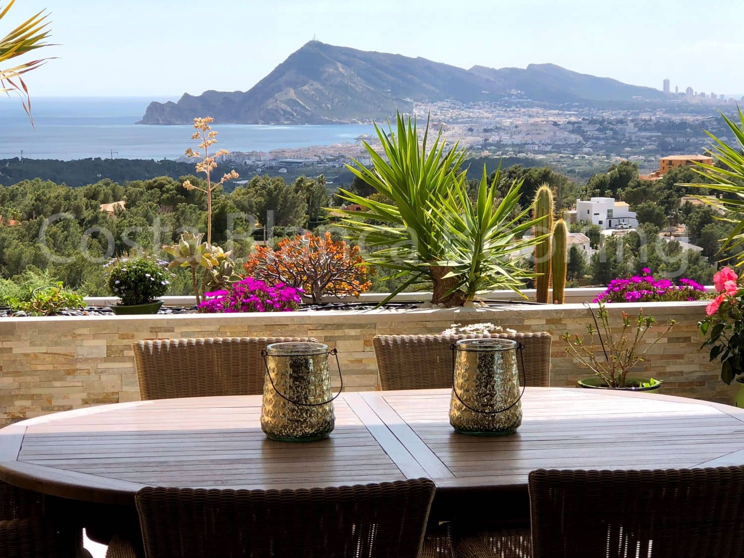 2 slaapkamer Penthouse te koop in Altea met garage - € 550.000 (Ref: 9040431)