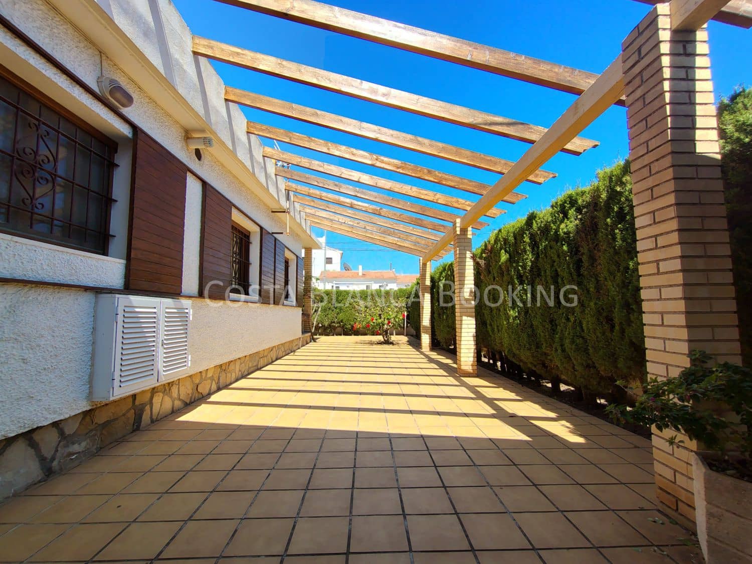 5 bedroom Villa for sale in La Villajoyosa / Vila Joiosa - € 1,100,000 (Ref: 9040434)