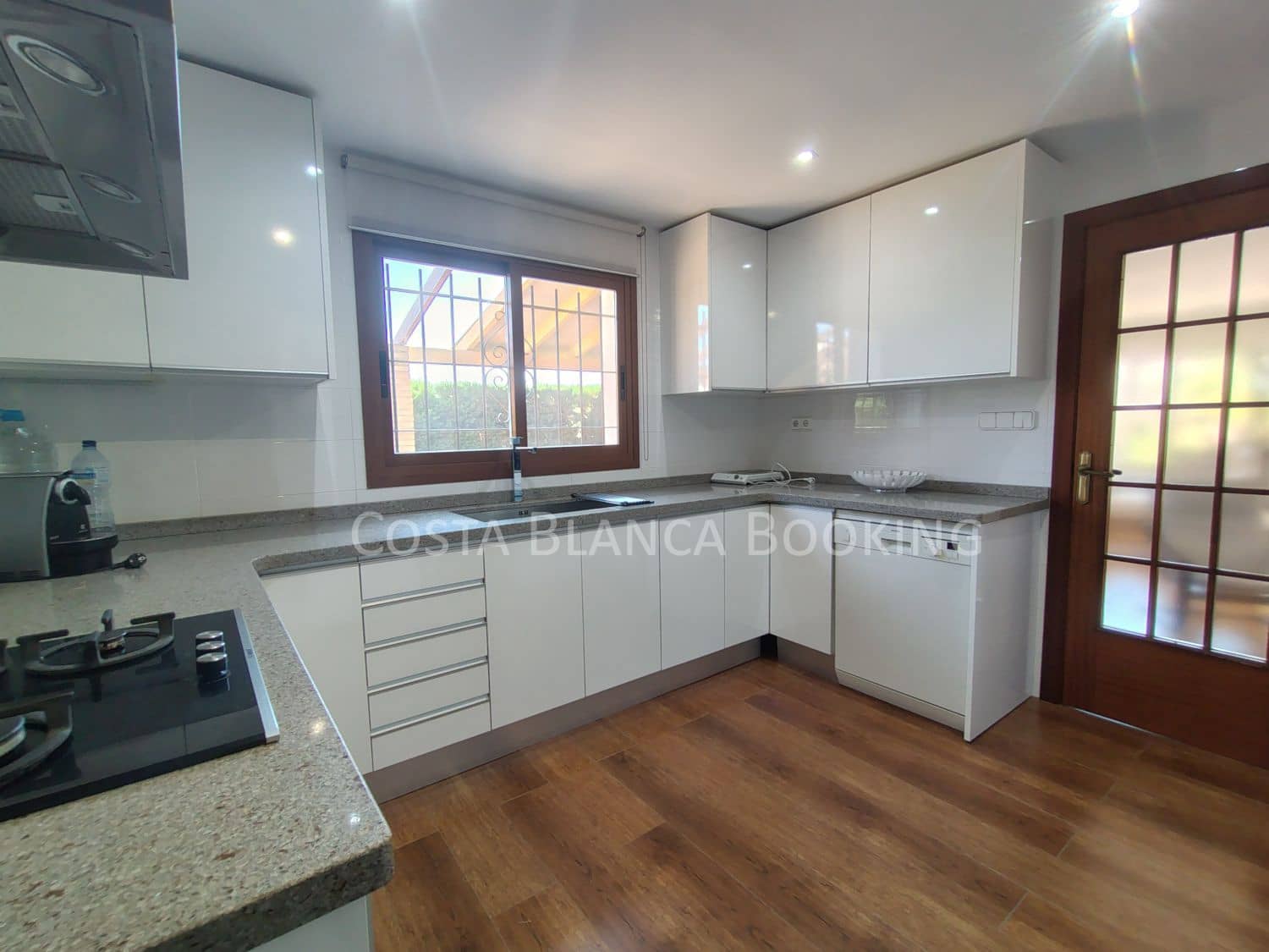 5 bedroom Villa for sale in La Villajoyosa / Vila Joiosa - € 1,100,000 (Ref: 9040434)