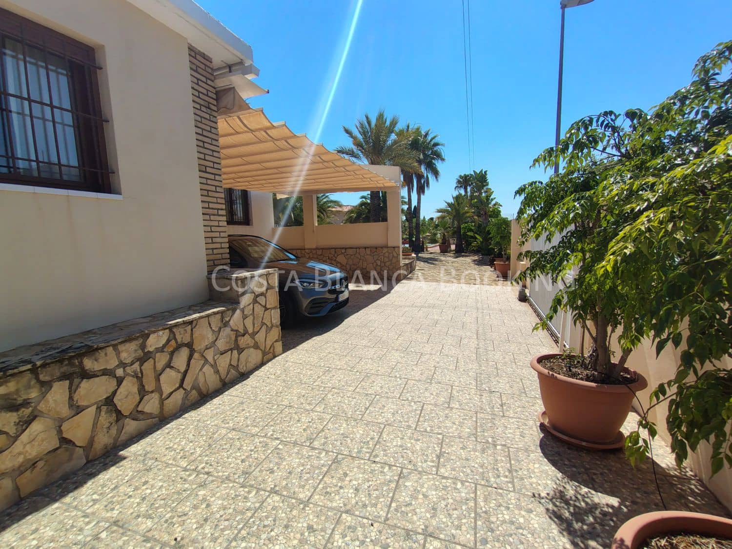 5 bedroom Villa for sale in La Villajoyosa / Vila Joiosa - € 1,100,000 (Ref: 9040434)