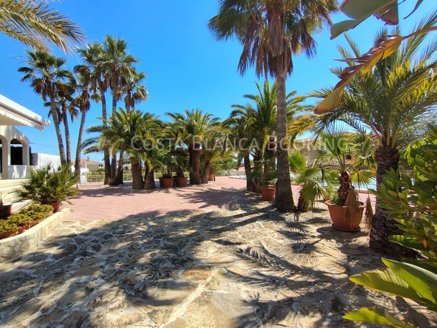 5 bedroom Villa for sale in La Villajoyosa / Vila Joiosa - € 1,100,000 (Ref: 9040434)