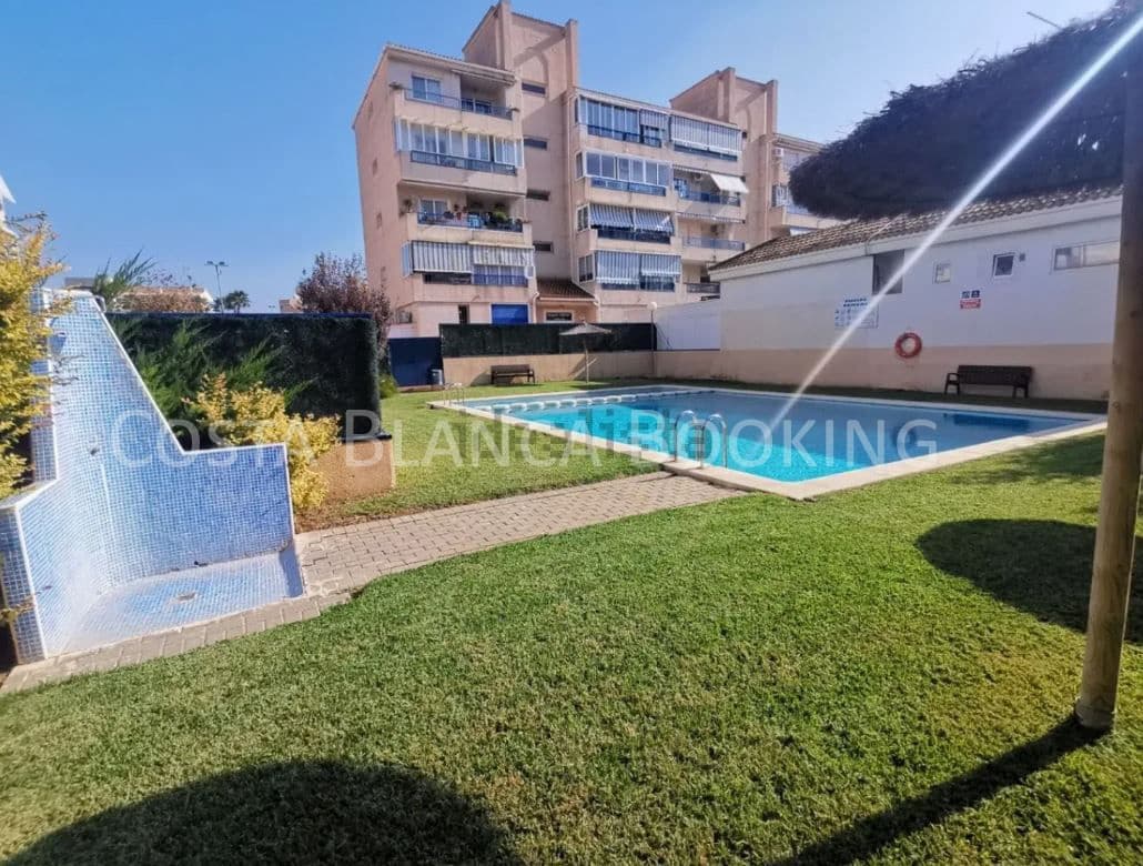 3 Zimmer Apartment zu verkaufen in Albir mit Garage - 275.000 € (Ref: 9073804)