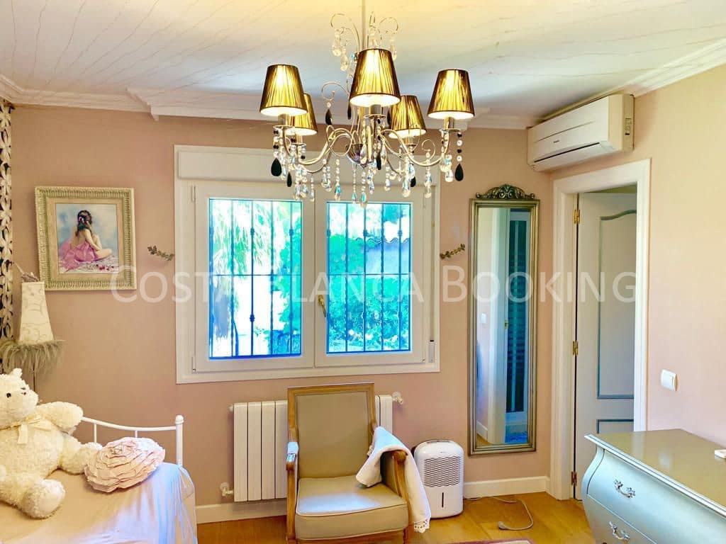 3 bedroom Villa for sale in Altea - € 791,000 (Ref: 9137456)