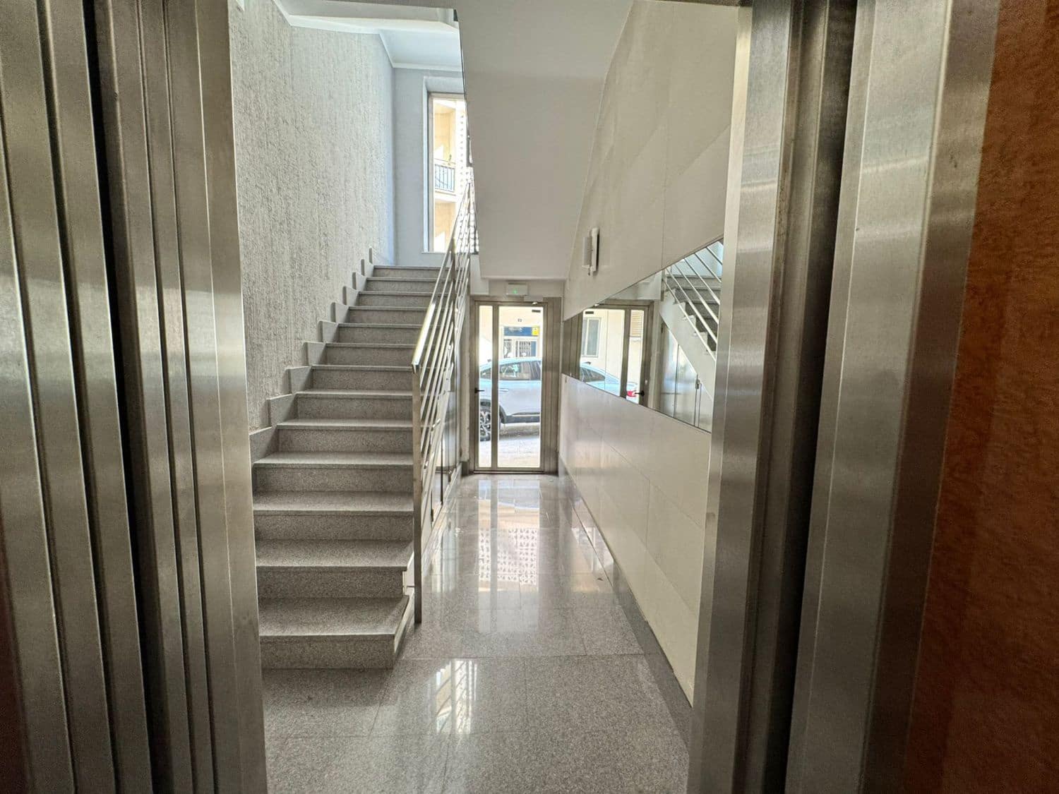 2 bedroom Apartment for sale in Calpe / Calp - € 250,000 (Ref: 9137457)