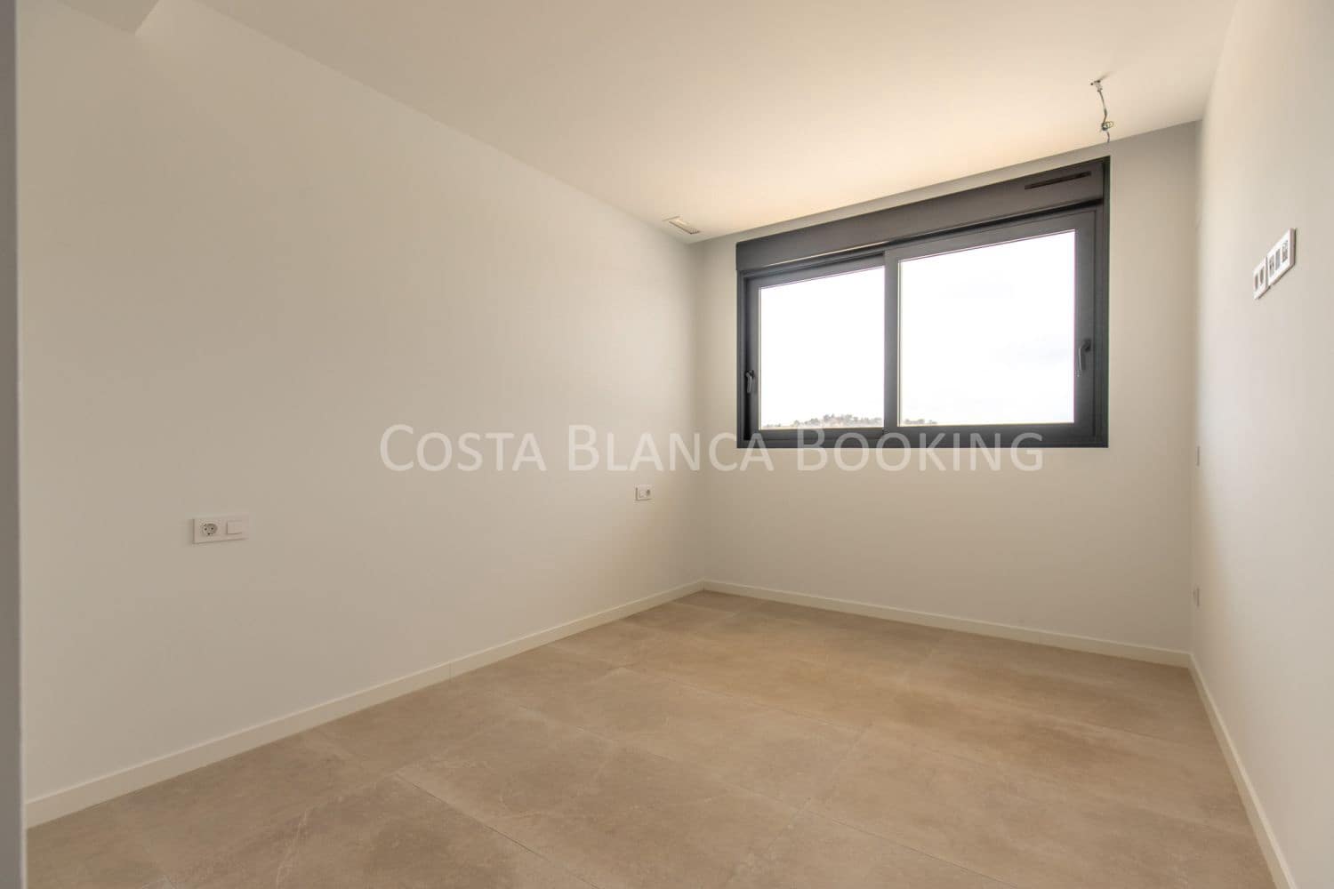 2 bedroom Apartment for sale in Finestrat - € 550,000 (Ref: 9141887)