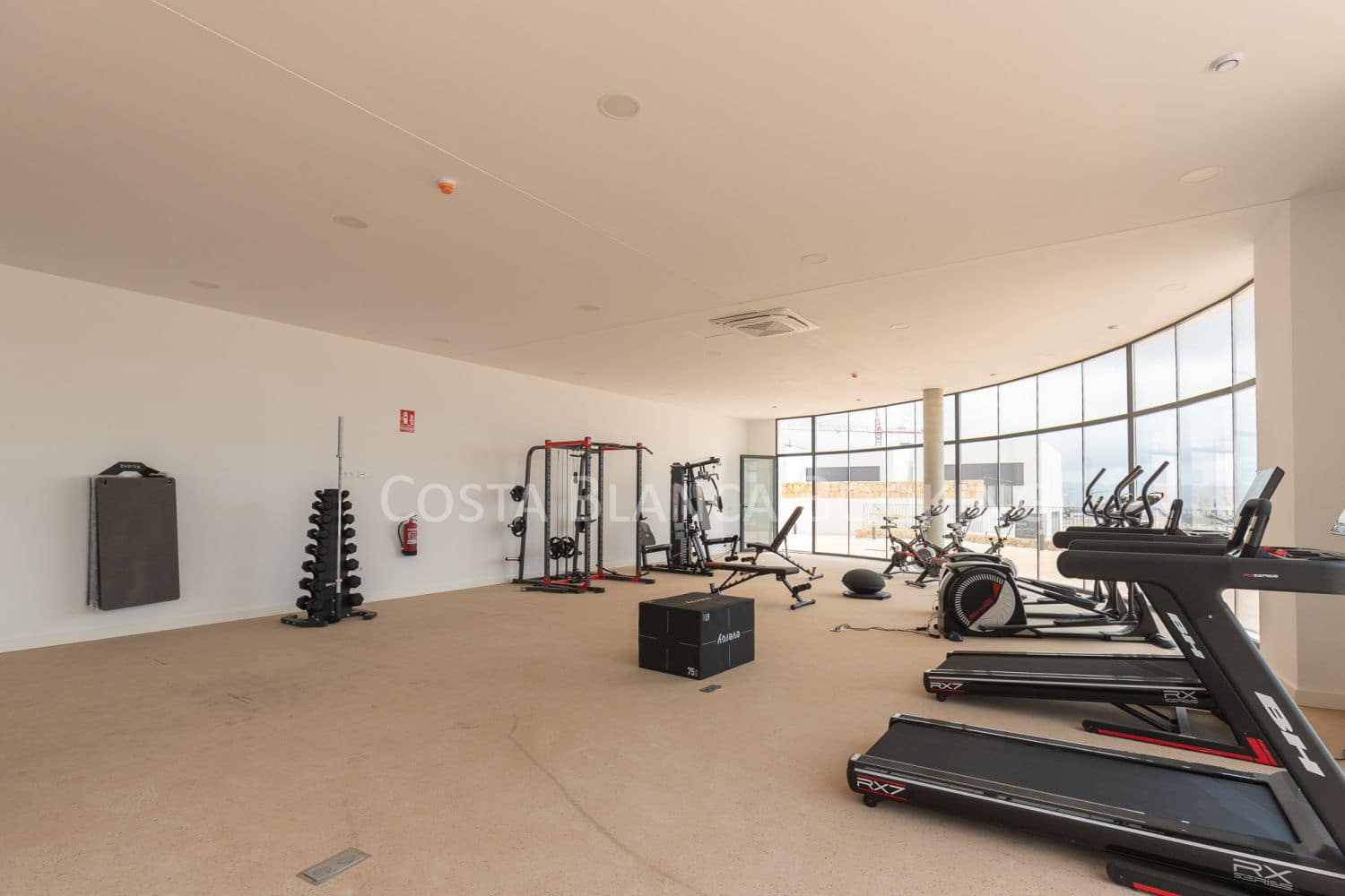 2 bedroom Apartment for sale in Finestrat - € 550,000 (Ref: 9141887)