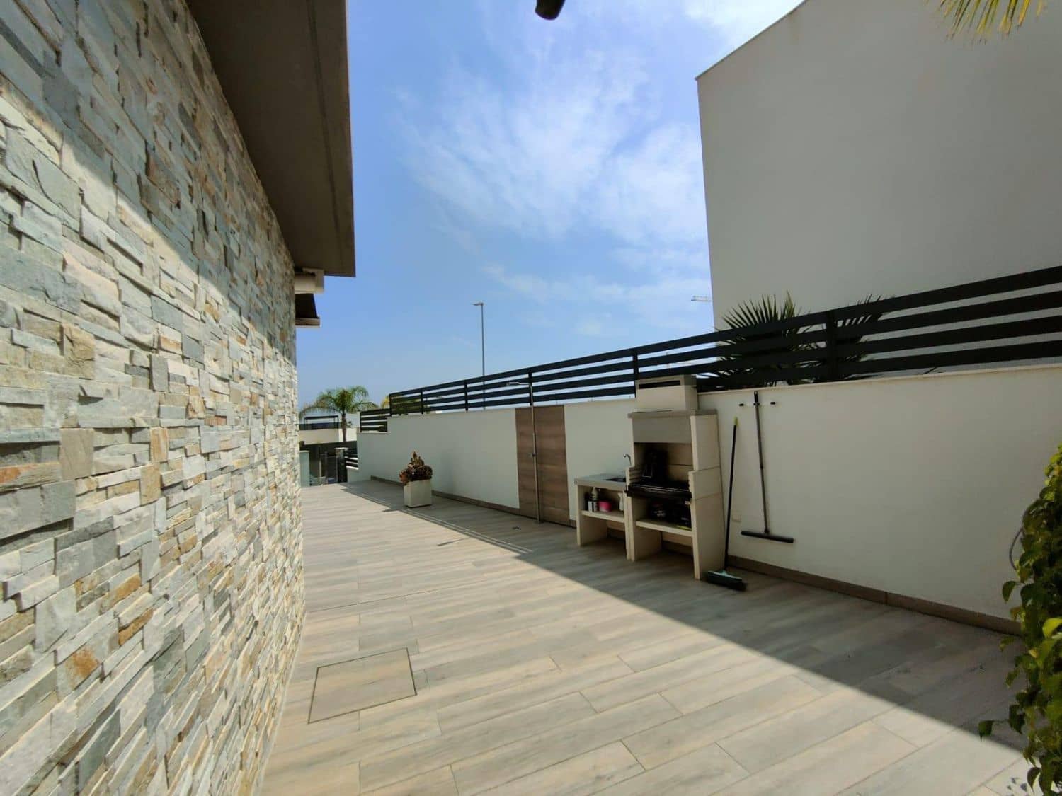 Chalet de 5 habitaciones en Finestrat en venta con garaje - 695.000 € (Ref: 9154410)