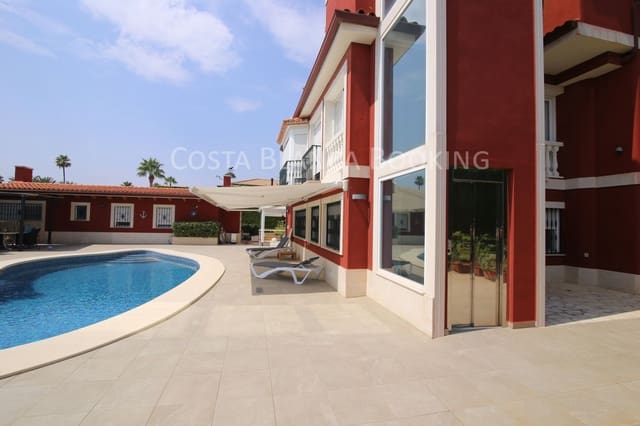 9 Zimmer Villa zu verkaufen in Alfaz del Pi / L'Alfàs del Pi - 1.075.000 € (Ref: 9181323)