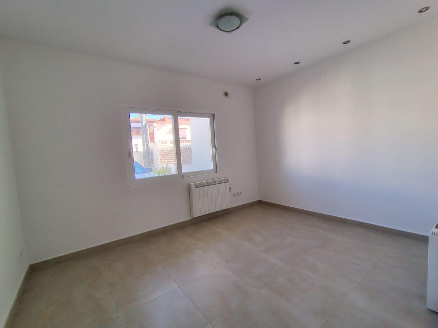 4 bedroom Villa for sale in Albir - € 902,000 (Ref: 9215480)