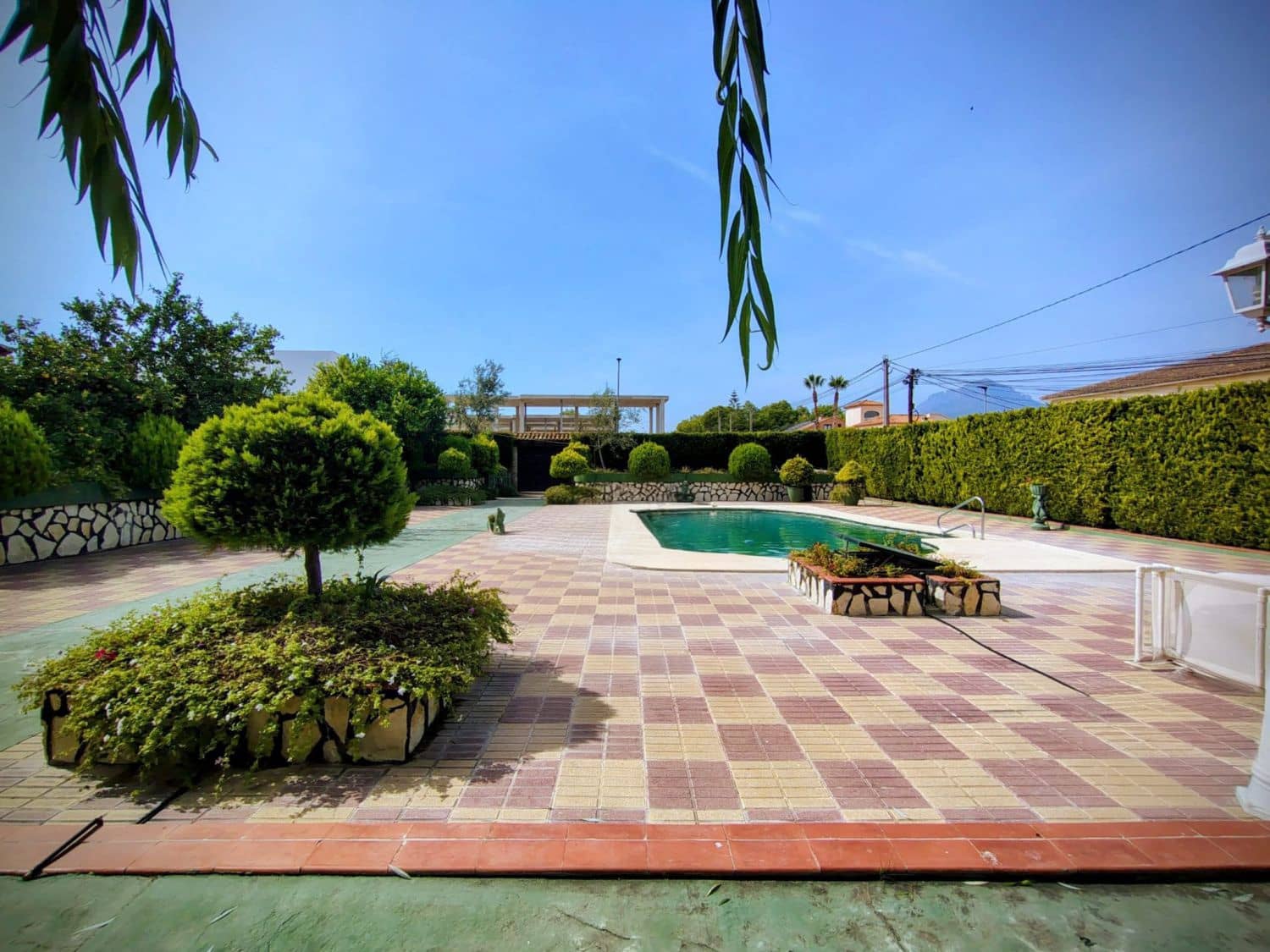 4 bedroom Villa for sale in Albir - € 1,690,000 (Ref: 9294735)