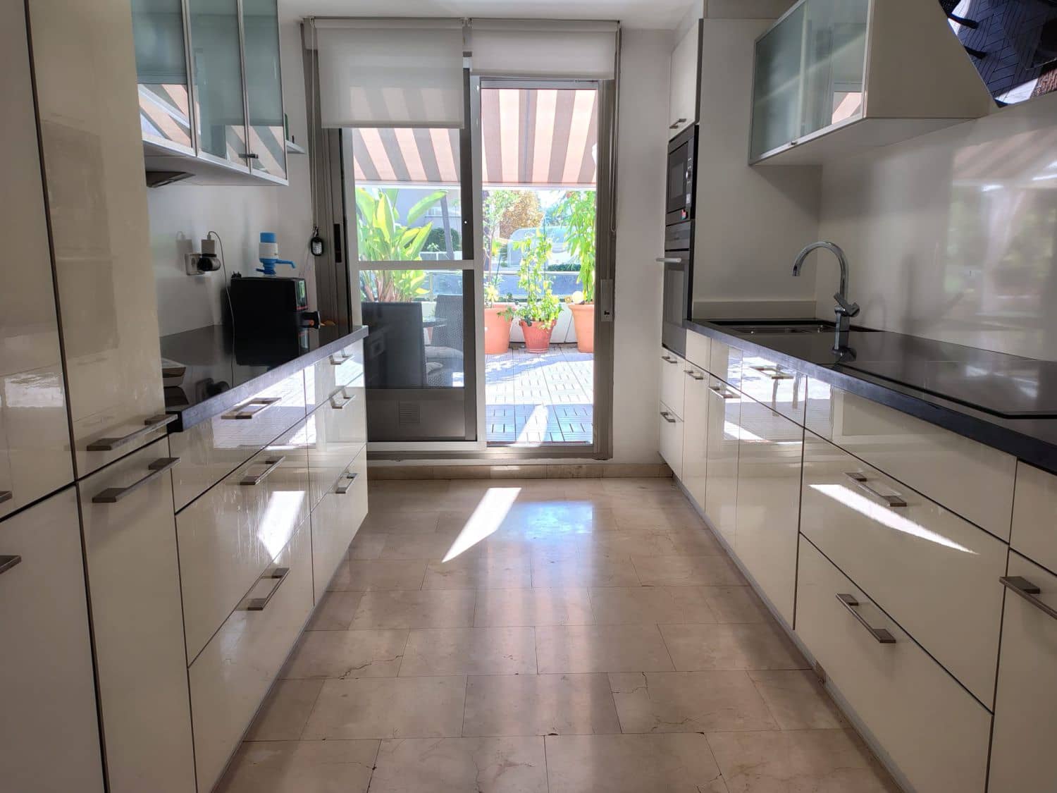 2 makuuhuone Huoneisto myytävänä paikassa Albir mukana 
autotalli - 535 000 € (Ref: 9311190)