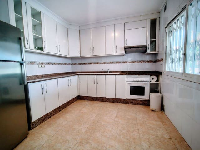 4 soveværelse Villa til salg i Albir, Alfaz del Pi / L'Alfàs del Pi med garage - € 468.000 (Ref: 9345105)