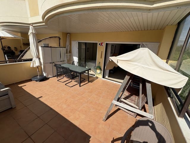 Apartamento de 2 habitaciones en Albir, Alfaz del Pi / L'Alfàs del Pi en venta con garaje - 330.000 € (Ref: 9347800)