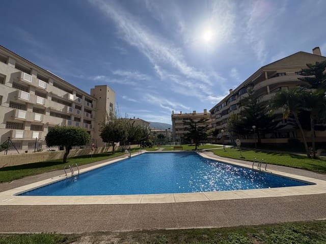 Apartamento de 2 habitaciones en Albir, Alfaz del Pi / L'Alfàs del Pi en venta con garaje - 330.000 € (Ref: 9347800)