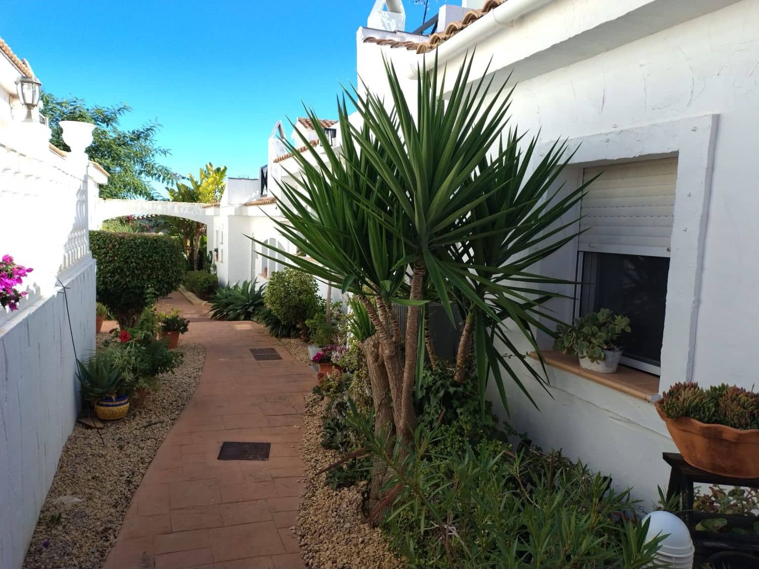 3 soveværelse Villa til salg i La Nucia med garage - € 324.000 (Ref: 9375527)