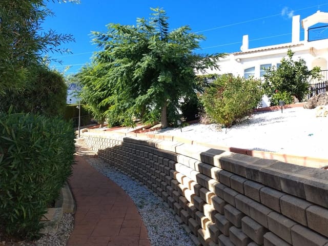 3 soveværelse Villa til salg i La Nucia med garage - € 324.000 (Ref: 9375527)