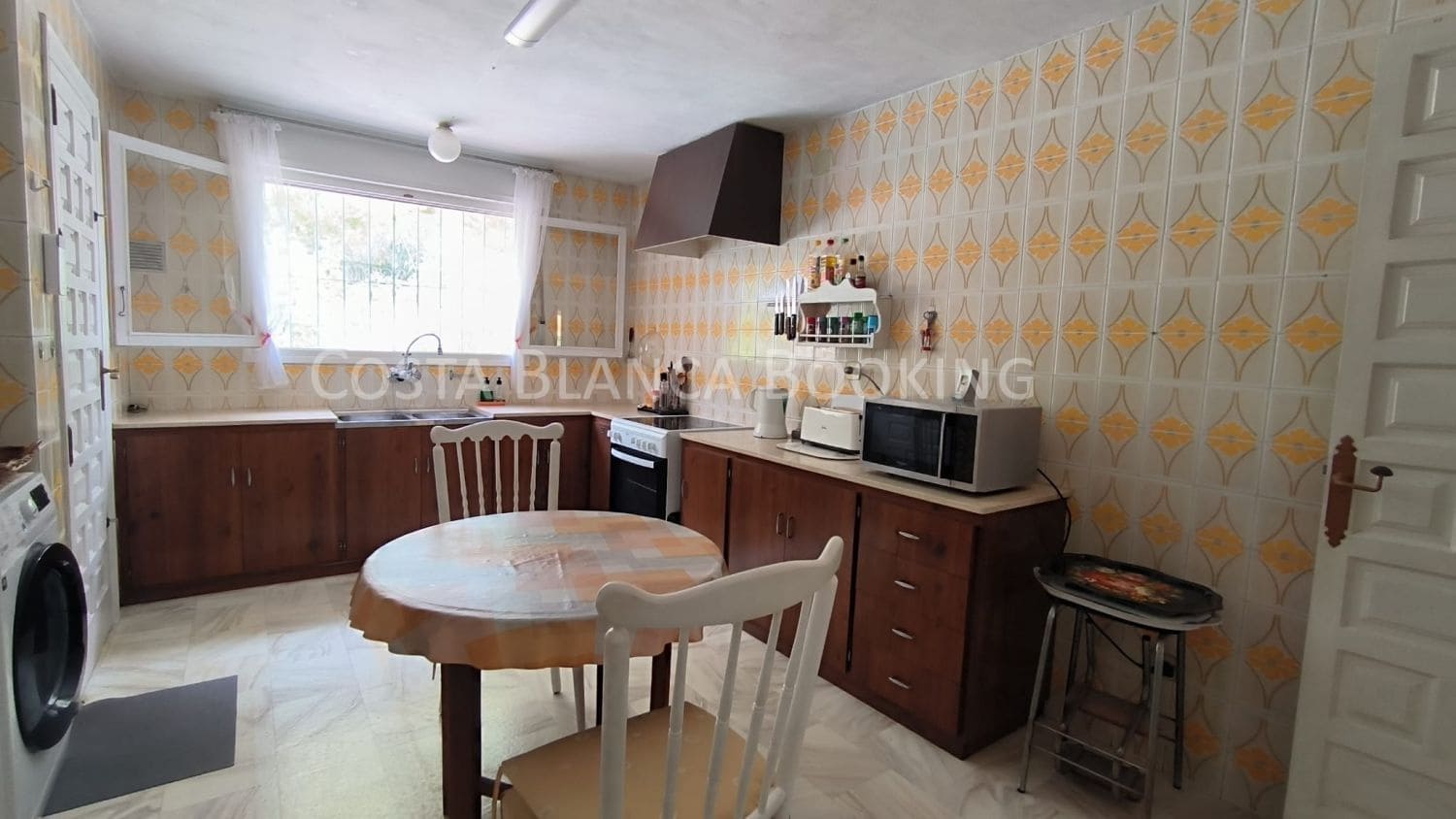 Chalet de 3 habitaciones en Alfaz del Pi / L'Alfàs del Pi en venta con garaje - 420.000 € (Ref: 9402976)