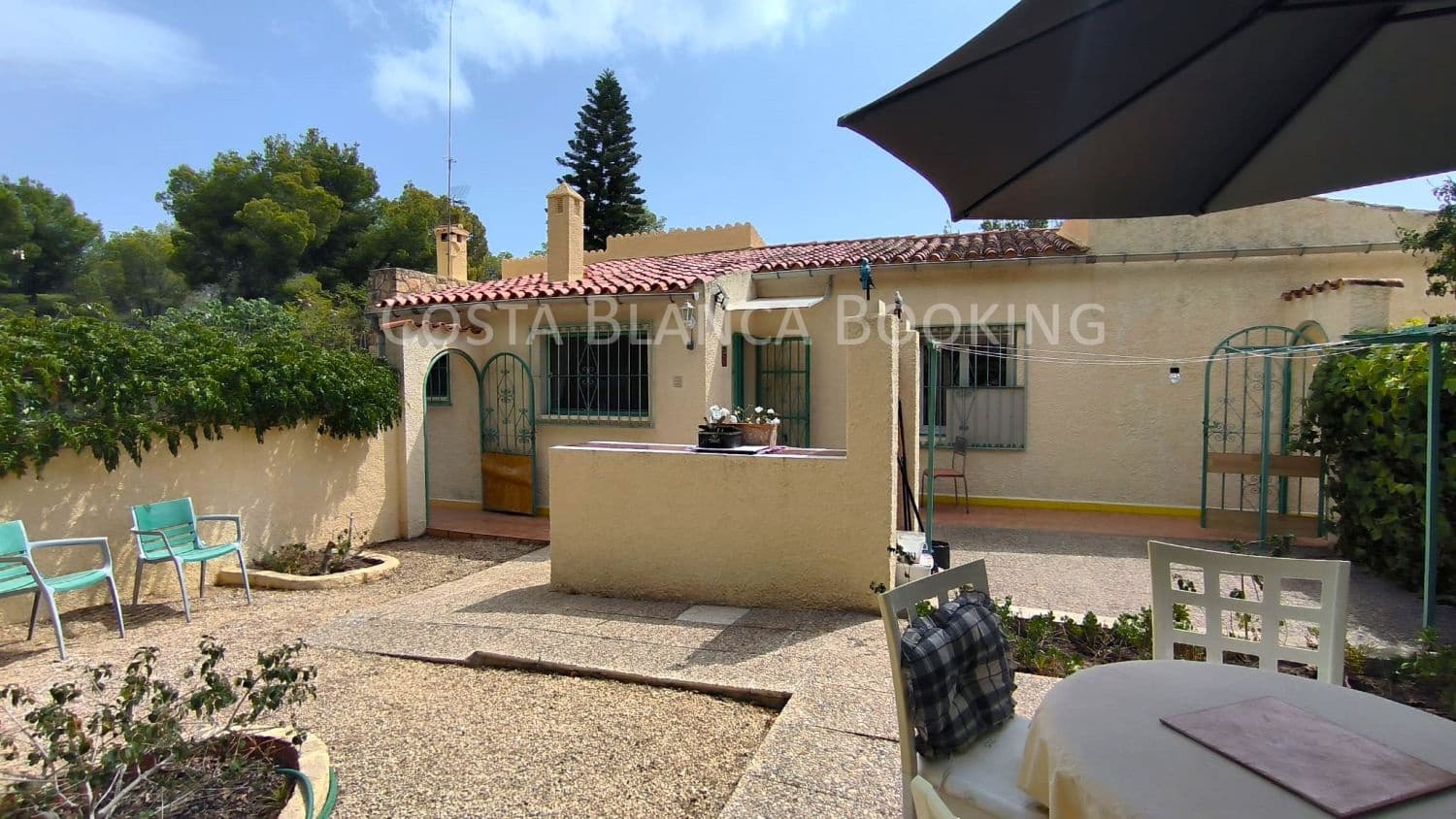 Chalet de 3 habitaciones en Alfaz del Pi / L'Alfàs del Pi en venta con garaje - 420.000 € (Ref: 9402976)