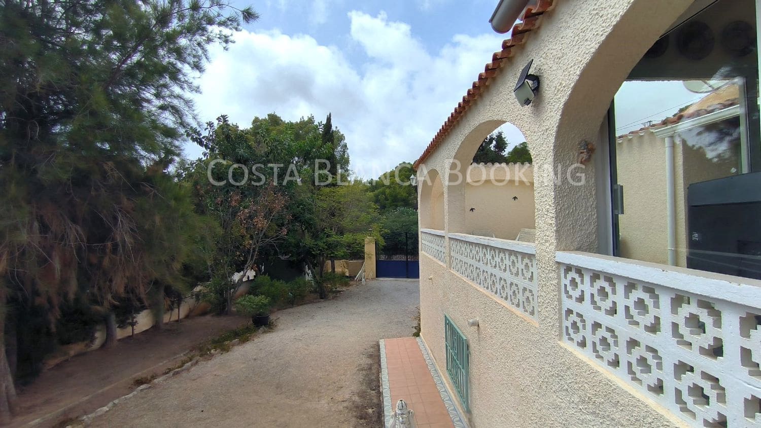Chalet de 3 habitaciones en Alfaz del Pi / L'Alfàs del Pi en venta con garaje - 420.000 € (Ref: 9402976)