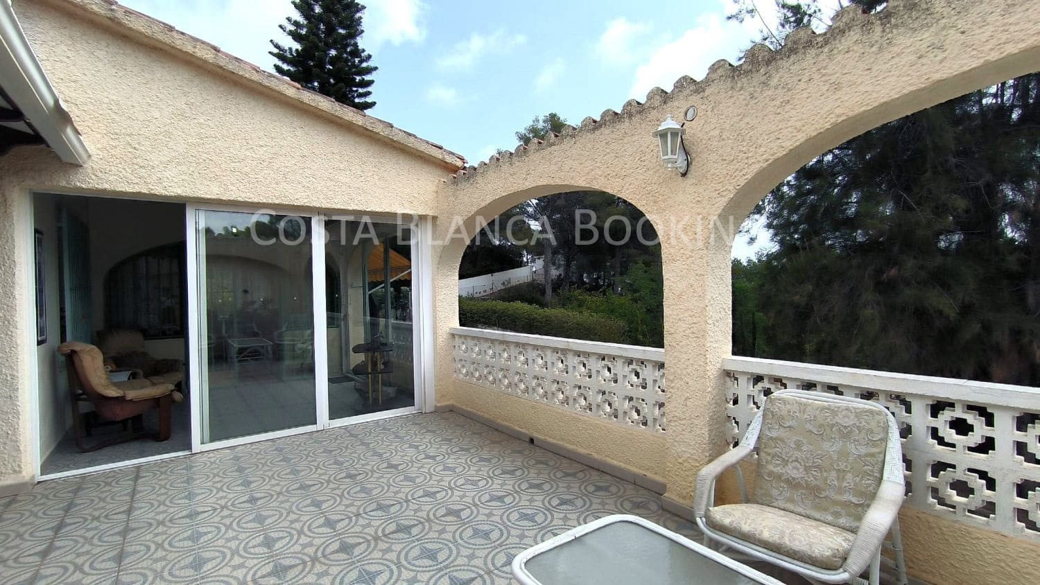 Chalet de 3 habitaciones en Alfaz del Pi / L'Alfàs del Pi en venta con garaje - 420.000 € (Ref: 9402976)