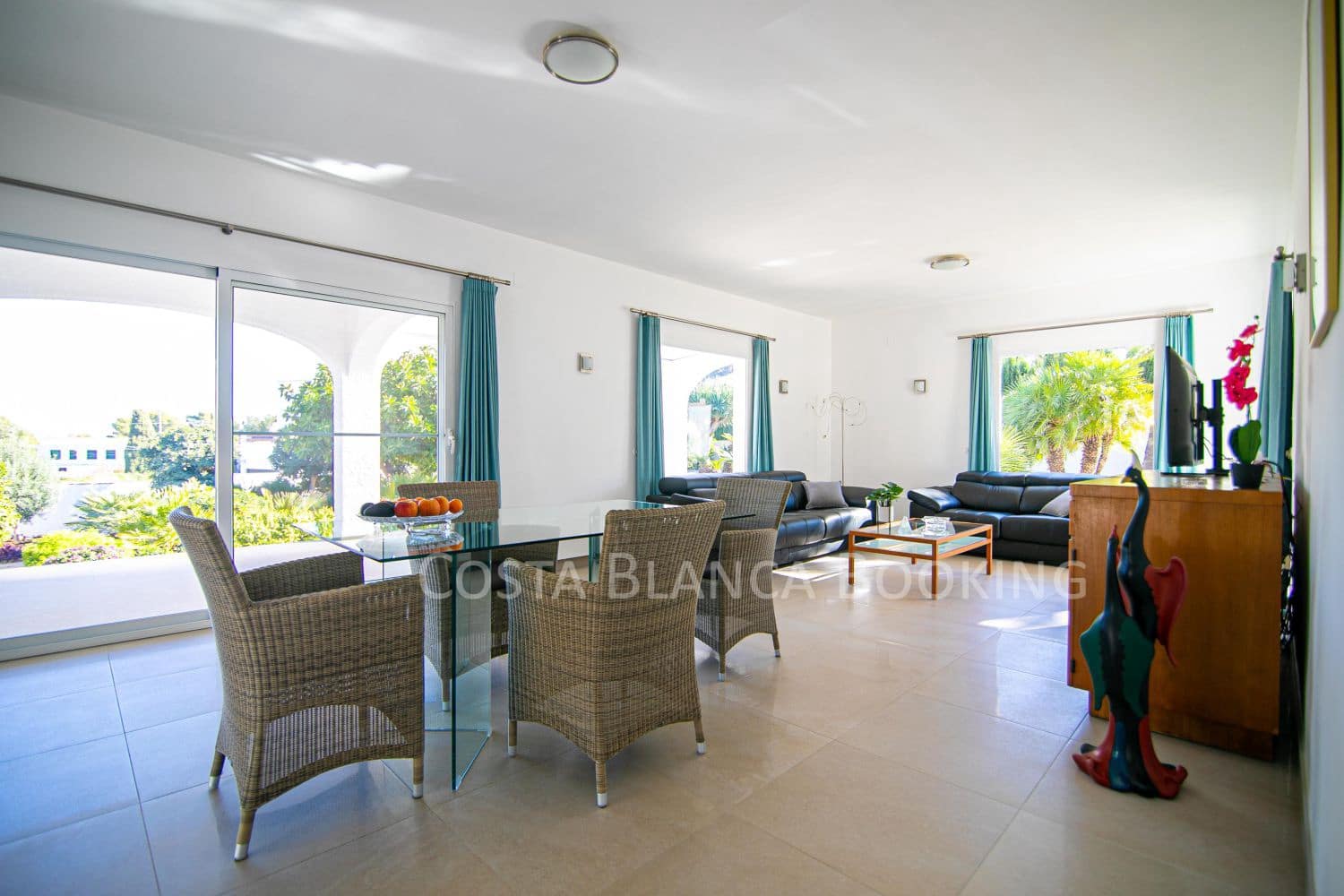 3 bedroom Villa for sale in Albir - € 875,000 (Ref: 9415443)