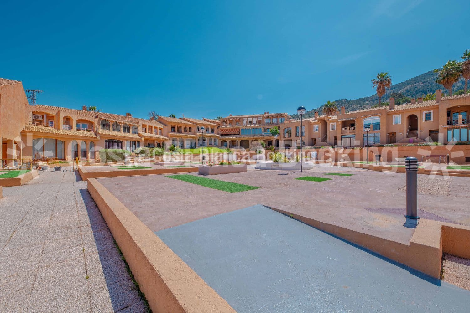 2 sovrum Bungalow till salu i Albir med garage - 265 000 € (Ref: 9436920)