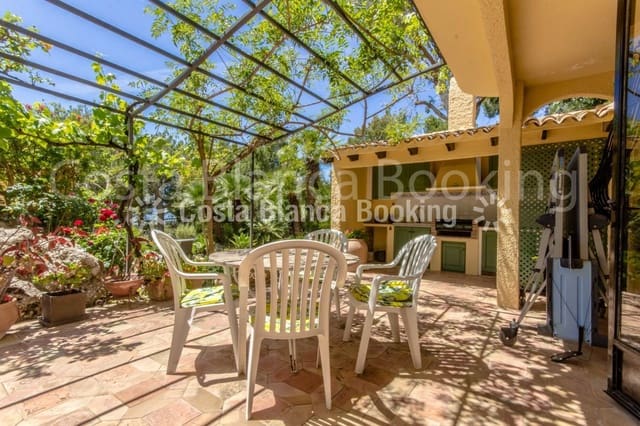 5 sypialnia Willa na sprzedaż w Altea la Vella, Altea z garażem - 1 590 000 € (Ref: 9436921)