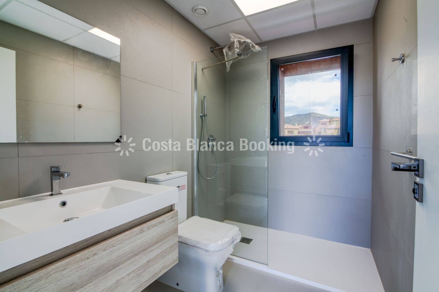 4 bedroom Villa for sale in Finestrat - € 920,000 (Ref: 9451776)