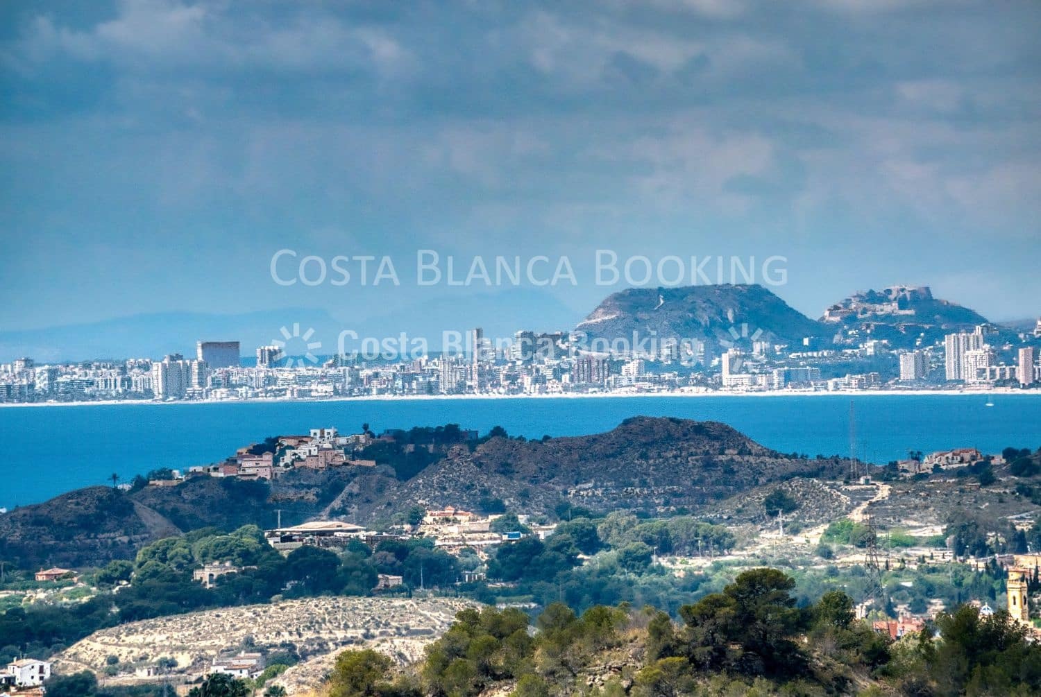 4 bedroom Villa for sale in Finestrat - € 920,000 (Ref: 9451776)