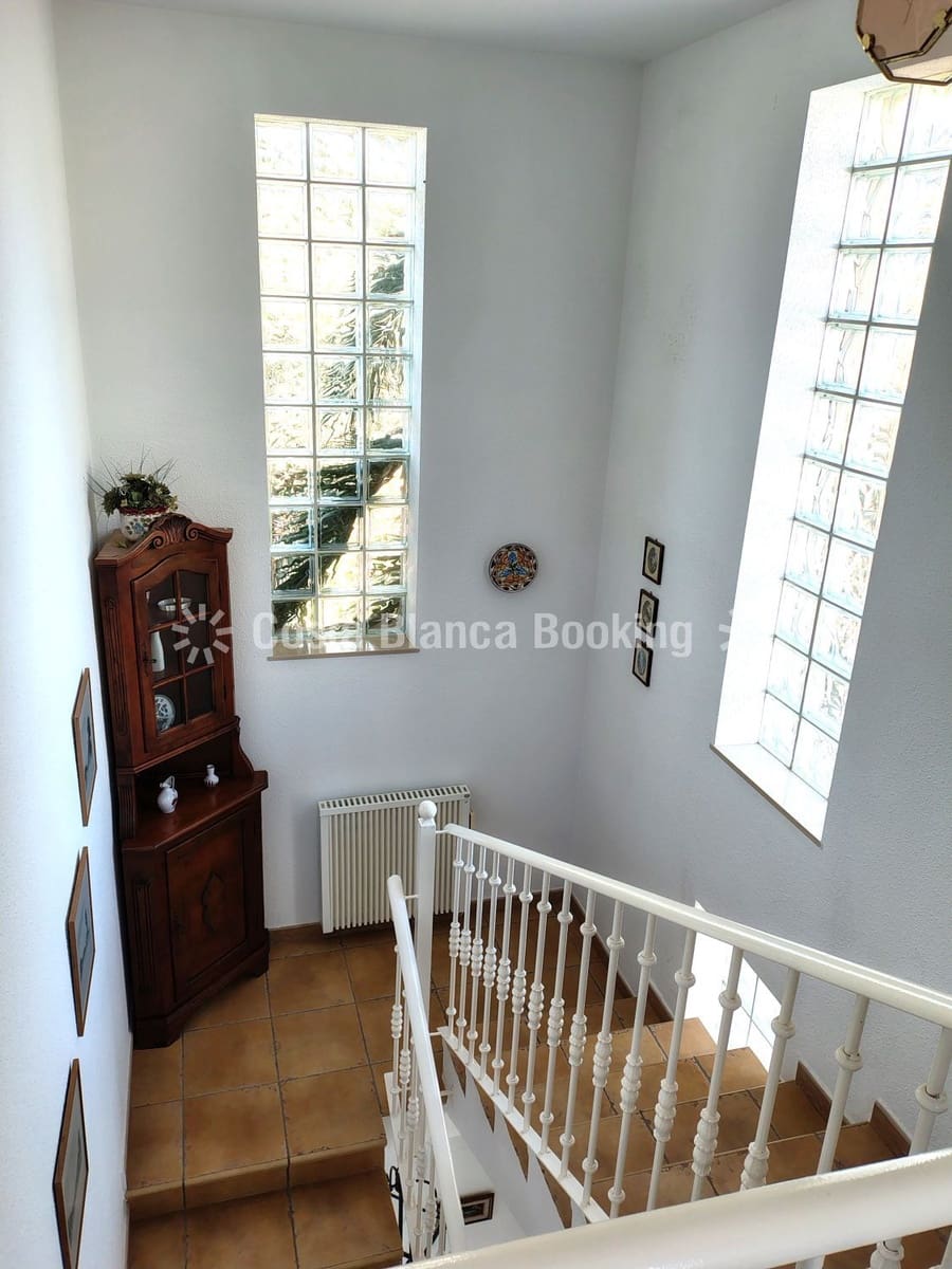 Chalet de 4 habitaciones en Albir en venta con garaje - 599.000 € (Ref: 9518540)