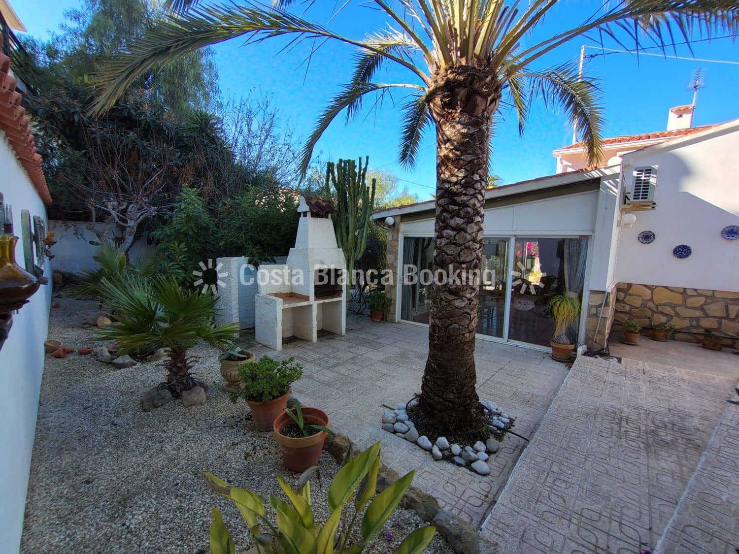 Chalet de 4 habitaciones en Albir en venta con garaje - 599.000 € (Ref: 9518540)