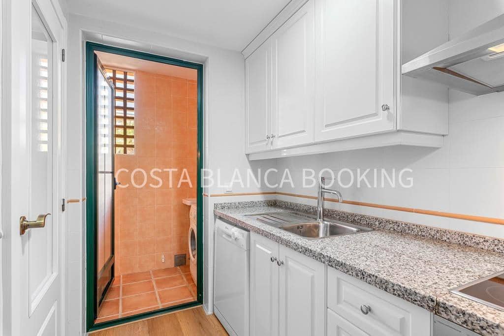 Adosado de 2 habitaciones en Finestrat en venta - 295.000 € (Ref: 9569340)