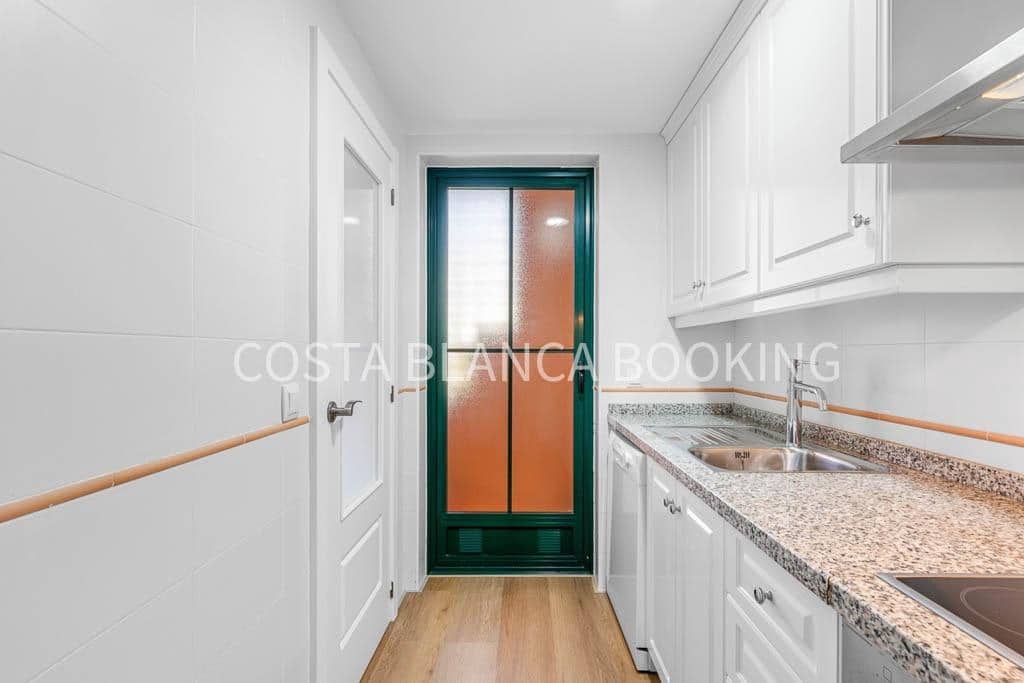 Adosado de 2 habitaciones en Finestrat en venta - 295.000 € (Ref: 9569340)