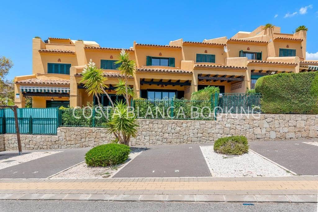 Adosado de 2 habitaciones en Finestrat en venta - 295.000 € (Ref: 9569340)